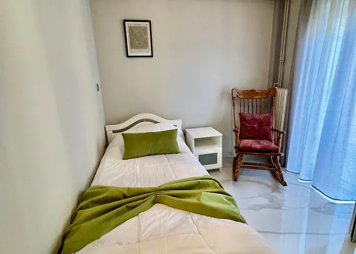 Paradise 2 아파트